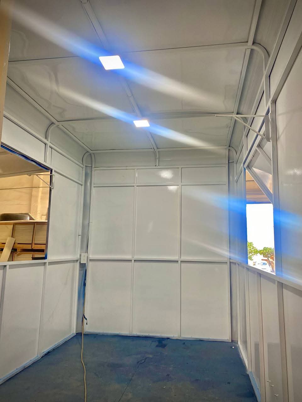 Food trailer 2 x 2 economica - Image 4